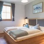 Dorfchalets & - In Centre Including Free Entry Tauern And Summer Card Apartment