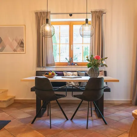 Apartmán Dorfchalets & - In Centre Including Free Entry Tauern And Summer Card Kaprun