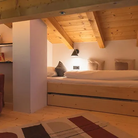 Апартаменти Dorfchalets & - In Centre Including Free Entry Tauern And Summer Card *