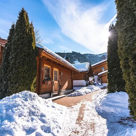 Apartamento Dorfchalets & - Authentic Experience In Centre Of Including Tauernspa And Summercard *