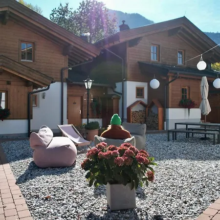 Dorfchalets & - Perfect For Couples - In Centre Including Tauernspa And Summercard Daire *