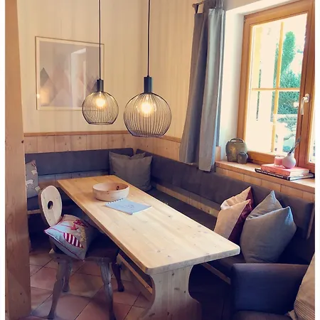 Dorfchalets & - In Centre Including Free Entry Tauern And Summer Card * 卡普伦