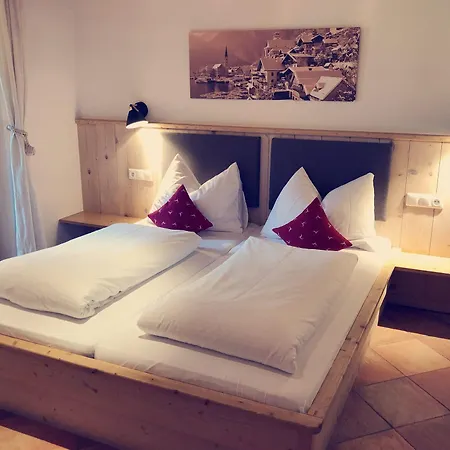 Апартаменти Dorfchalets & - In Centre Including Free Entry Tauern And Summer Card *