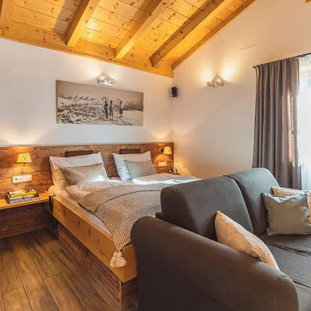 Dorfchalets & - In Centre Including Free Entry Tauern And Summer Card * كابرون