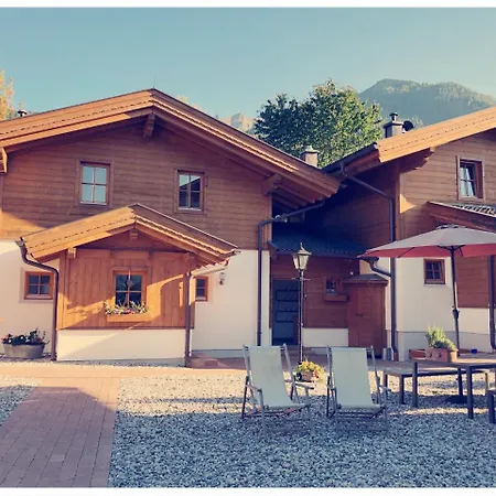 Dorfchalets & - In Centre Including Free Entry Tauern And Summer Card Kaprun