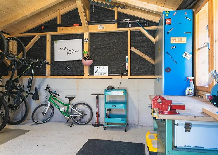 Апартаменти Dorfchalets & - In Centre Including Free Entry Tauern And Summer Card