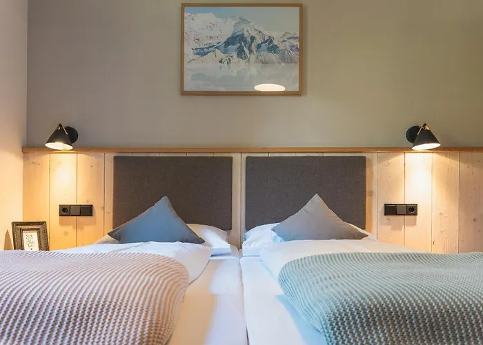 Dorfchalets & - In Centre Including Free Entry Tauern And Summer Card *