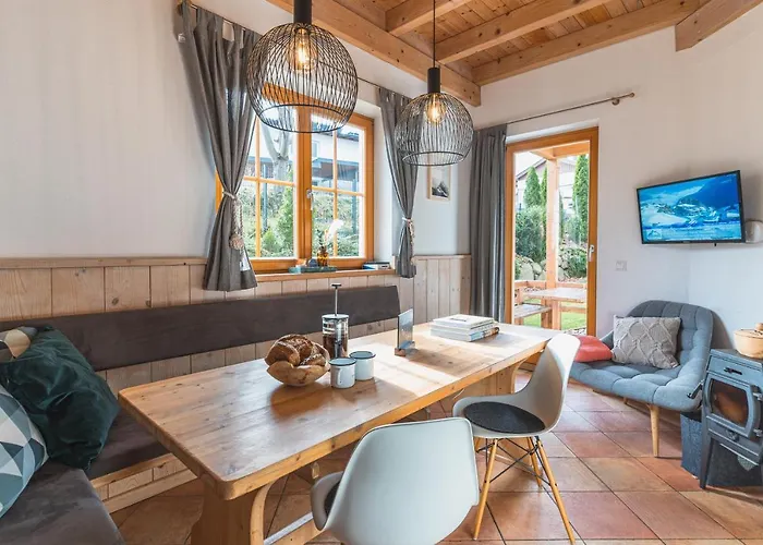 Dorfchalets & - In Centre Including Free Entry Tauern And Summer Card Апартаменти