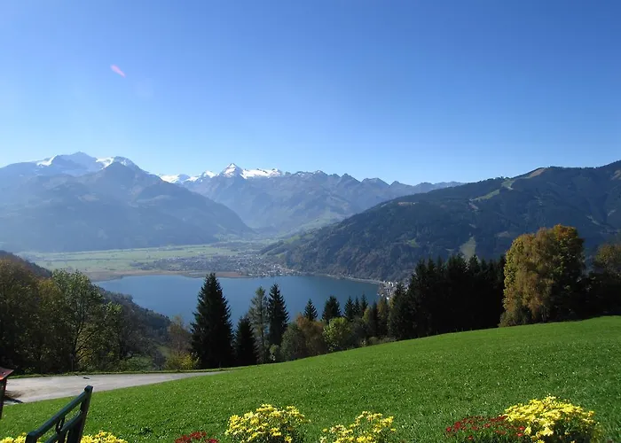 Dorfchalets & - In Centre Including Free Entry Tauern And Summer Card Апартаменти