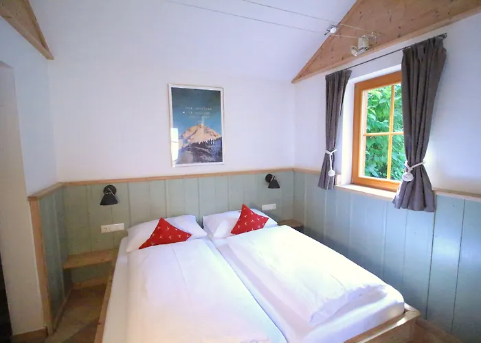 Dorfchalets & - In Centre Including Free Entry Tauern And Summer Card *