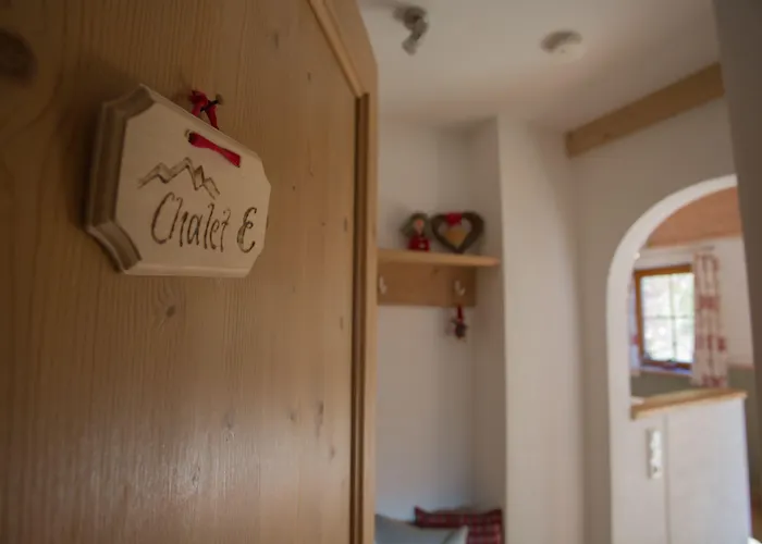 Dorfchalets & - In Centre Including Free Entry Tauern And Summer Card *