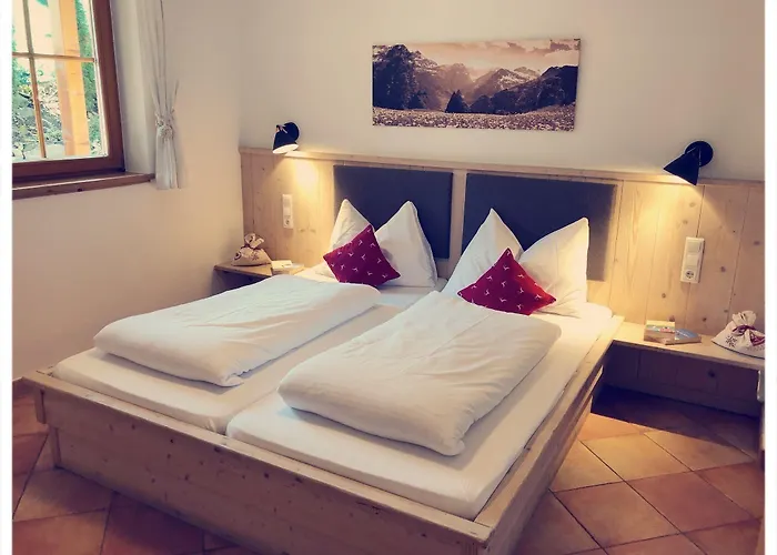 Dorfchalets & - In Centre Including Free Entry Tauern And Summer Card * Капрун