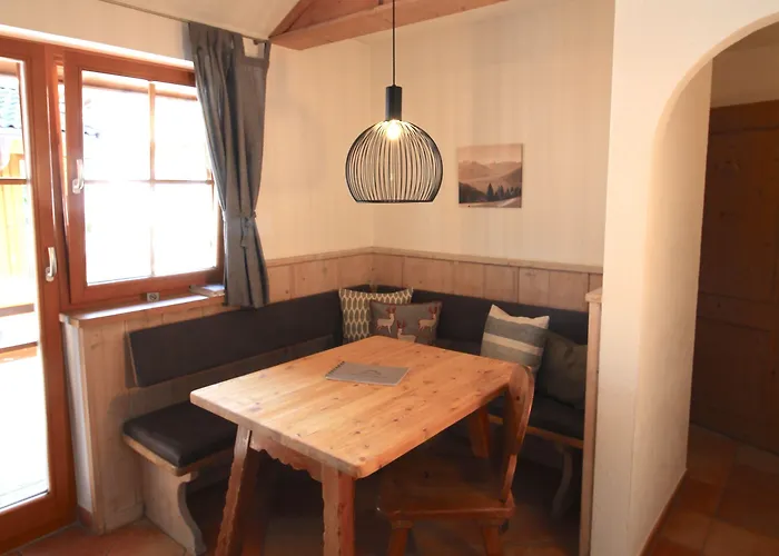 Dorfchalets & - In Centre Including Free Entry Tauern And Summer Card Kaprun