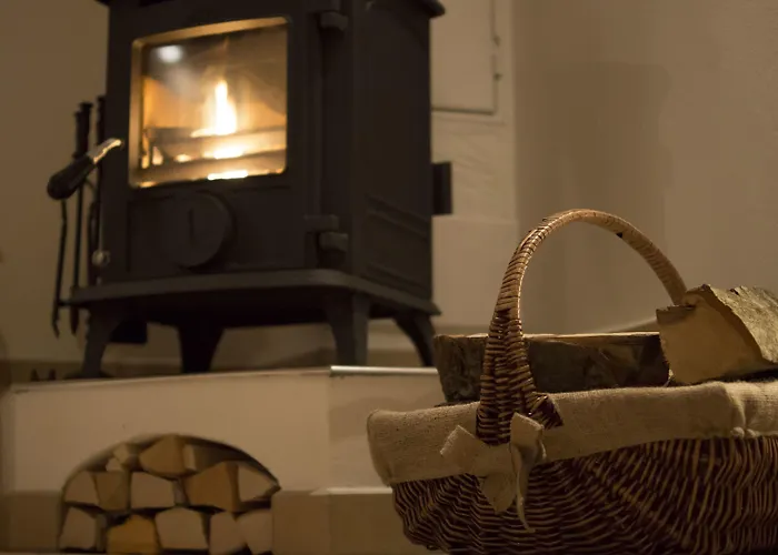 Апартаменти Dorfchalets & - In Centre Including Free Entry Tauern And Summer Card