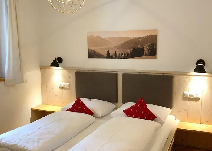 Dorfchalets & - In Centre Including Free Entry Tauern And Summer Card Капрун