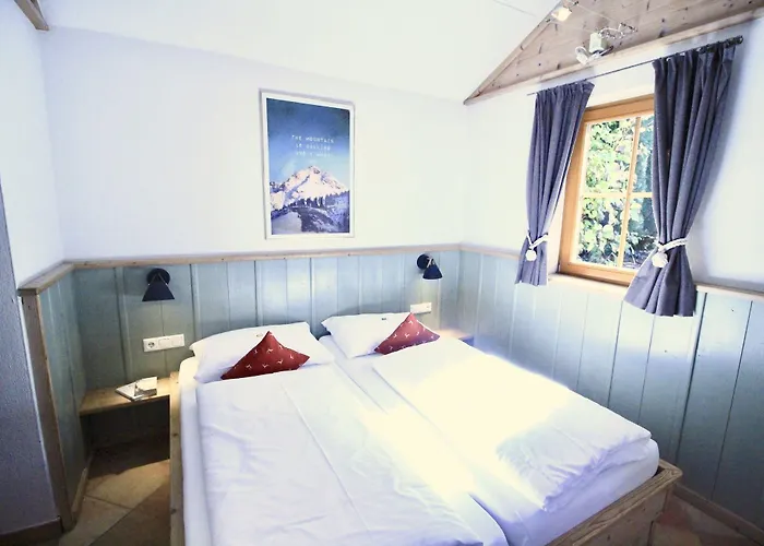 Dorfchalets & - In Centre Including Free Entry Tauern And Summer Card