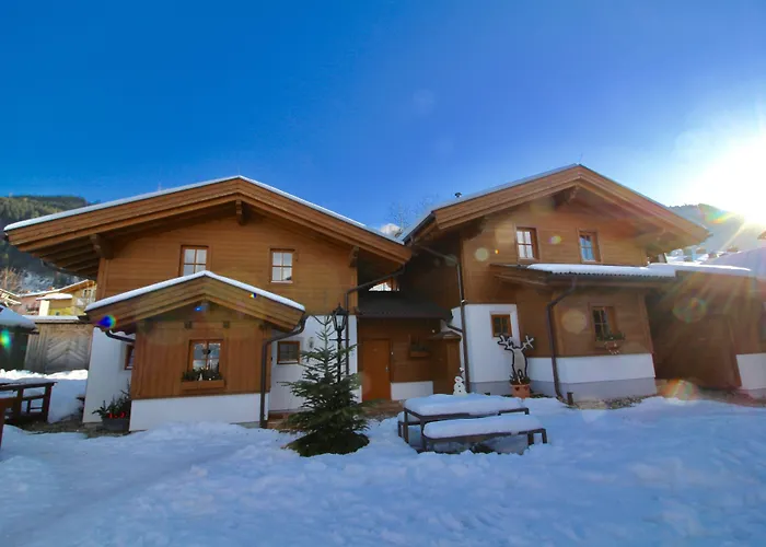 Dorfchalets & - In Centre Including Free Entry Tauern And Summer Card * Капрун