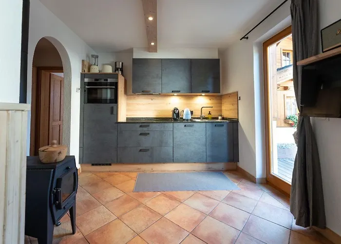 Dorfchalets & - In Centre Including Free Entry Tauern And Summer Card