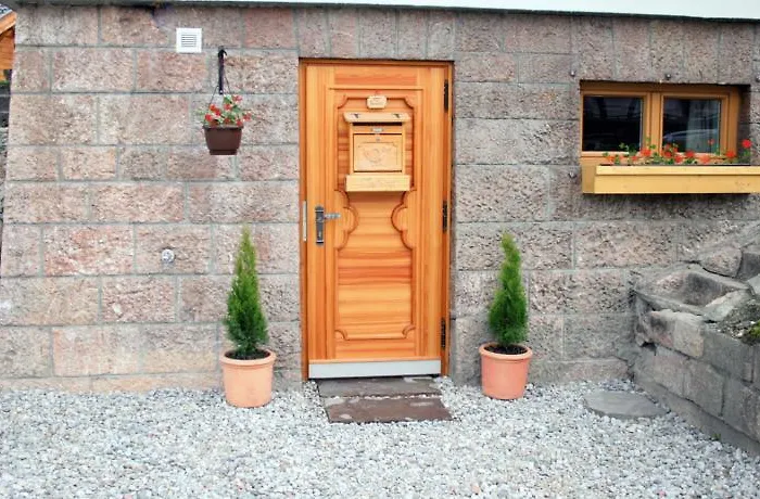 Dorfchalets & - In Centre Including Free Entry Tauern And Summer Card *